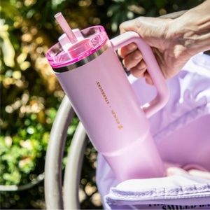 NWT exclusive Mexico Starbucks x Stanley 30oz